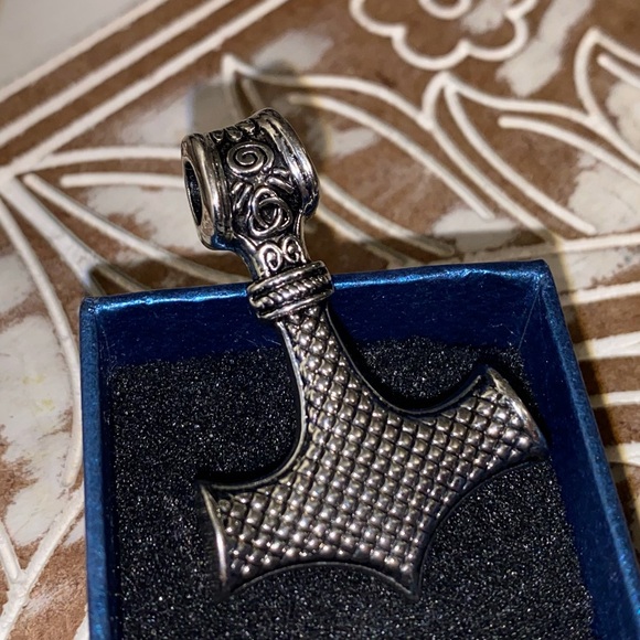THORS HAMMER STAINLESS STEEL SILVER PENDANT CHARM FOR NECKLACE - Picture 4 of 6